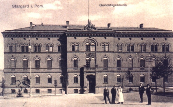 Gerichtsgebäude